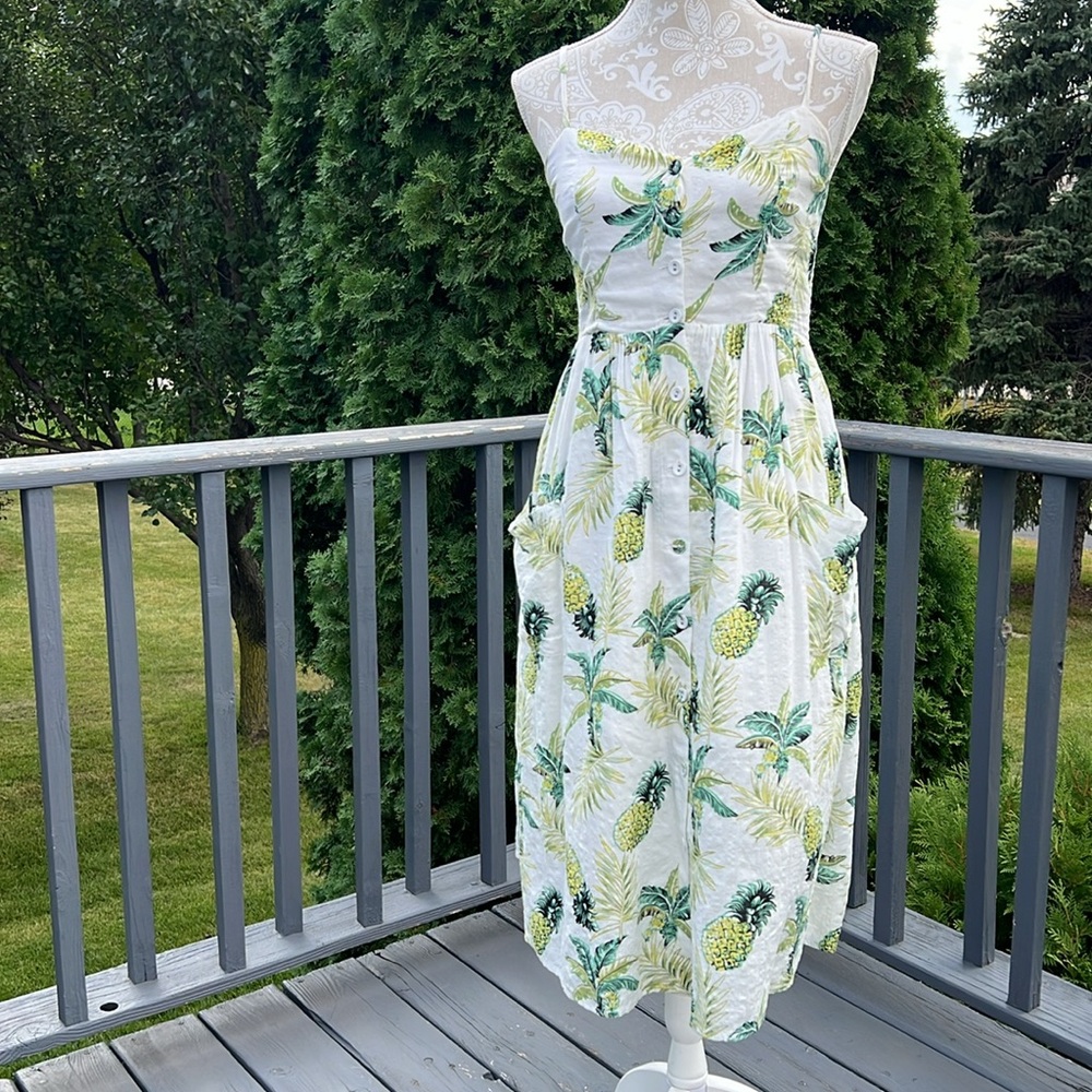 Sunny Girl White Dress with Pineapple Print Sz 10